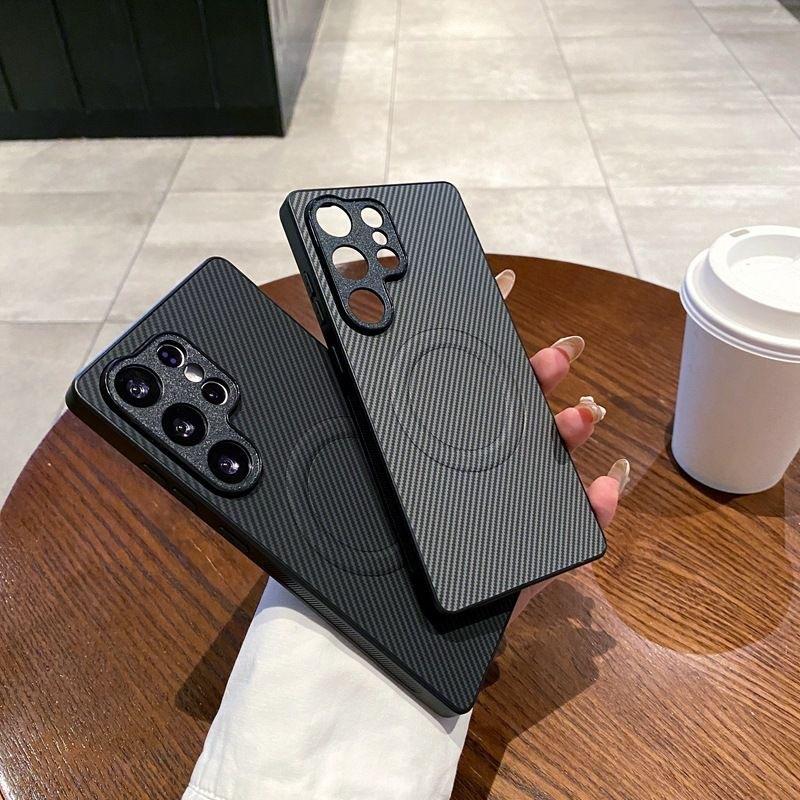 Suitable for Samsung S25 Ultra Mobile Phone Case Carbon Fiber Magnetic S23 S23 Business A06A55A54A56 Men's Model