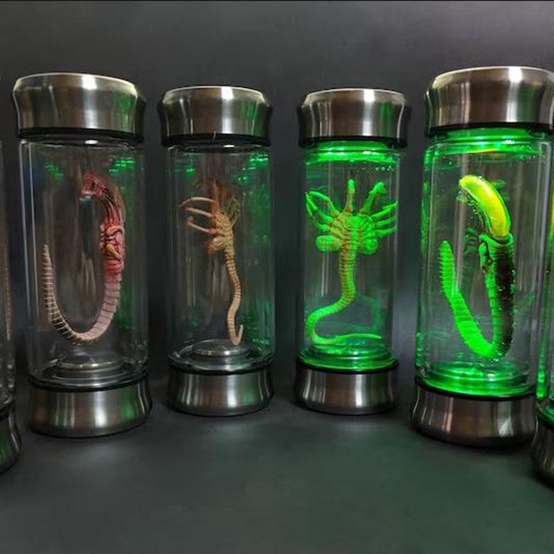 Xenomorph Facehugger Embryo Glowing Jar Movie Prop Replica Decor