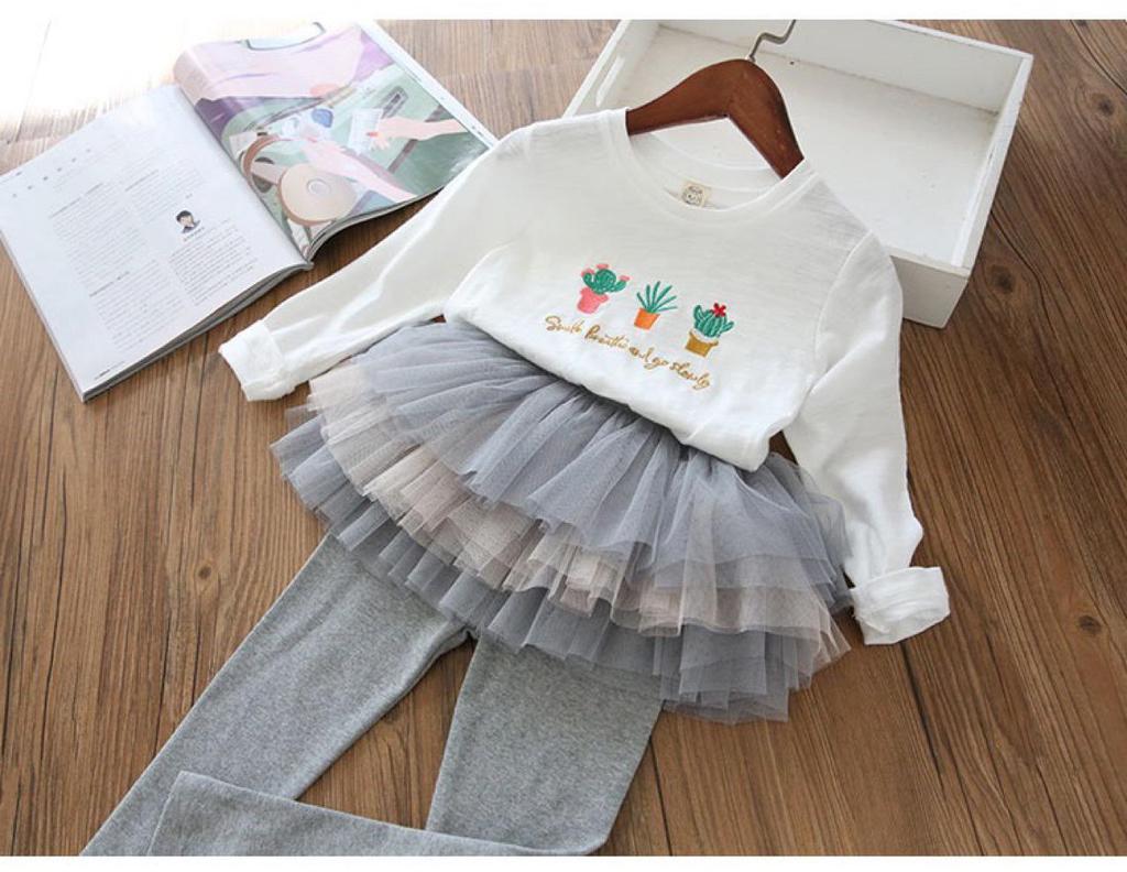 Girls' Fashionable Culottes: 2024 Spring & Autumn Style Skirt Leggings for Children