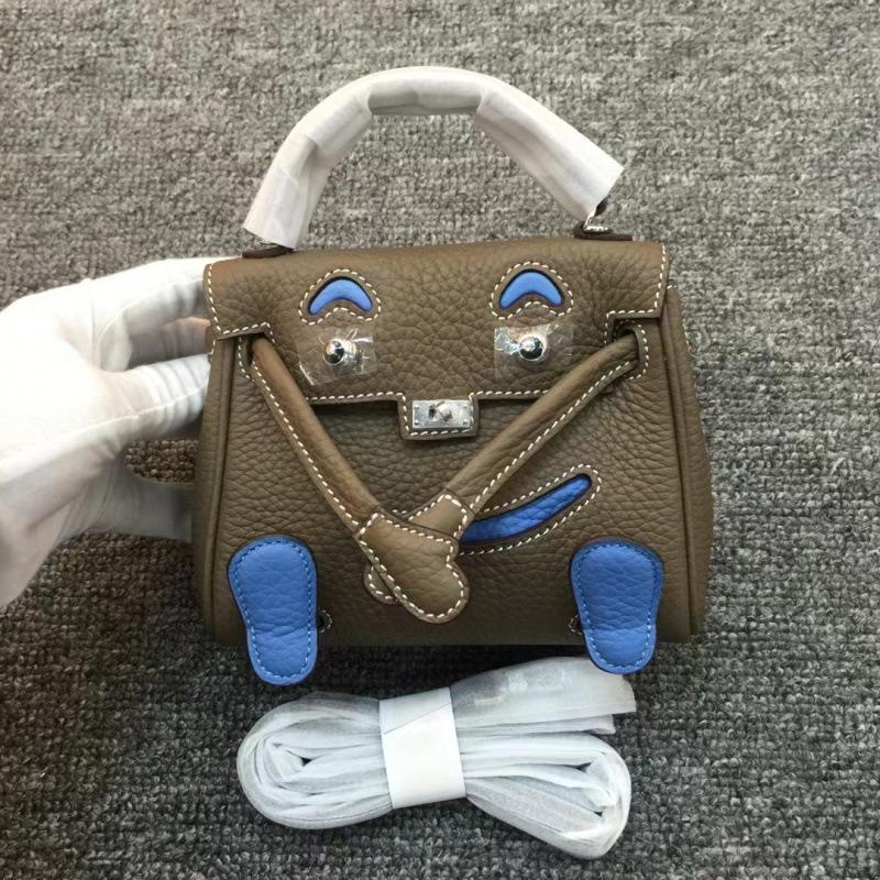 Сумка для женщин Сумка Niche Design Контрастный цвет Мини Верхний слой из коровьей кожи Кукольная сумка на одно плечо Кроссбоди Тенденция