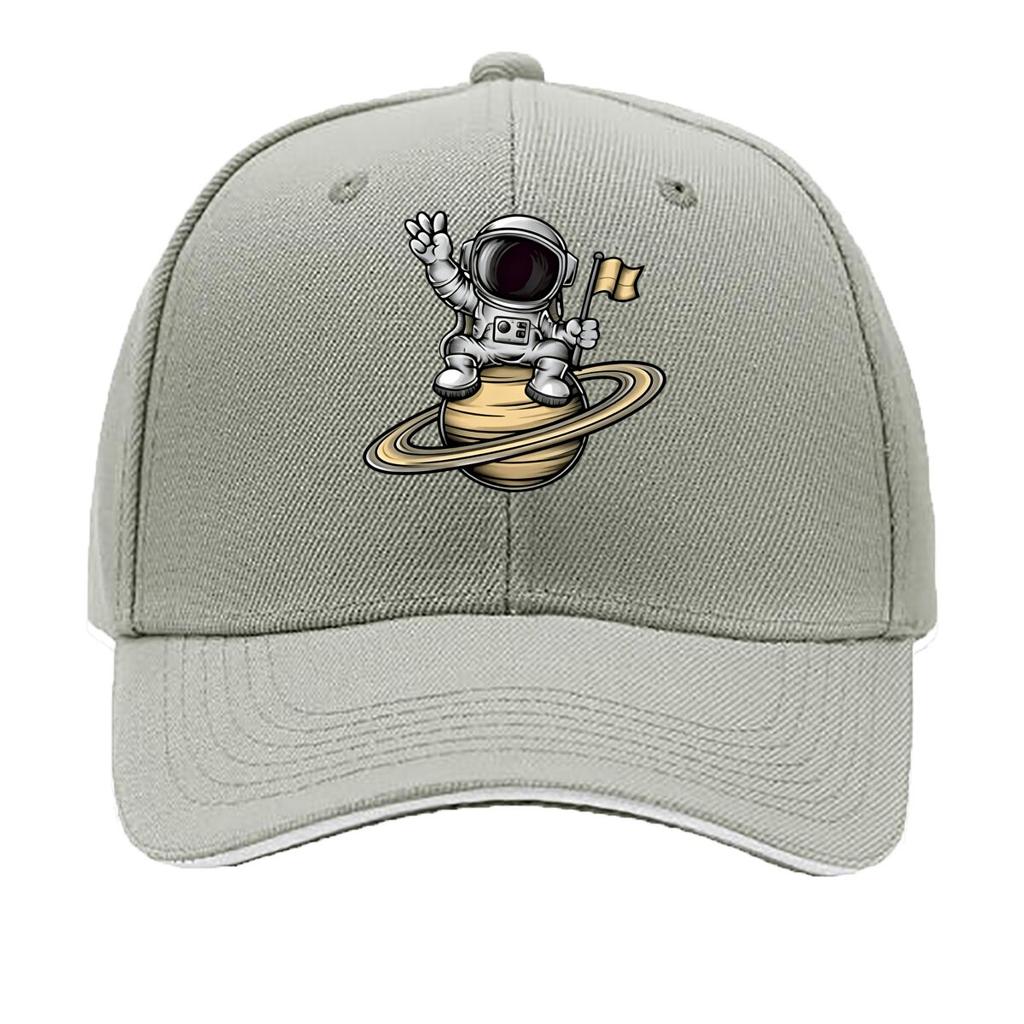 Unisexs Vintage Astronaut Print Adjustable Hat Casual Fashion Accessory Lightweight Hand Wash Only Sandwich Baseball Cap