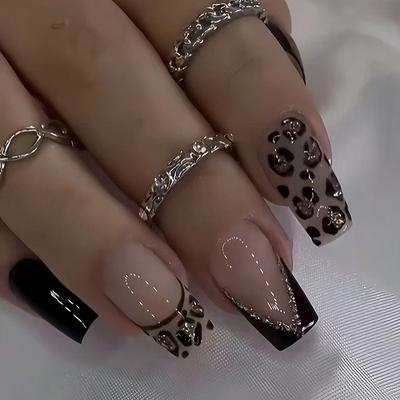 24 шт. Черные леопардовые узоры Французские накладные ногти Полное покрытие Милые крутые короткие квадратные искусственные ногти для женщин Простой нейл-арт