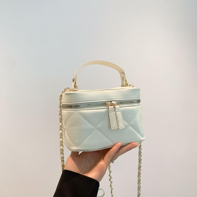 Модная личность. Популярная в этом году красивая маленькая сумка для женщин. Весна и лето. Новая модная сумка через плечо. Ручная сумка-ведро.