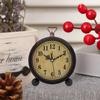 Retro Table Clock Quartz Movement Easy-to-Read Battery Operated Silent Metal Alarm Clock Desk Decoration