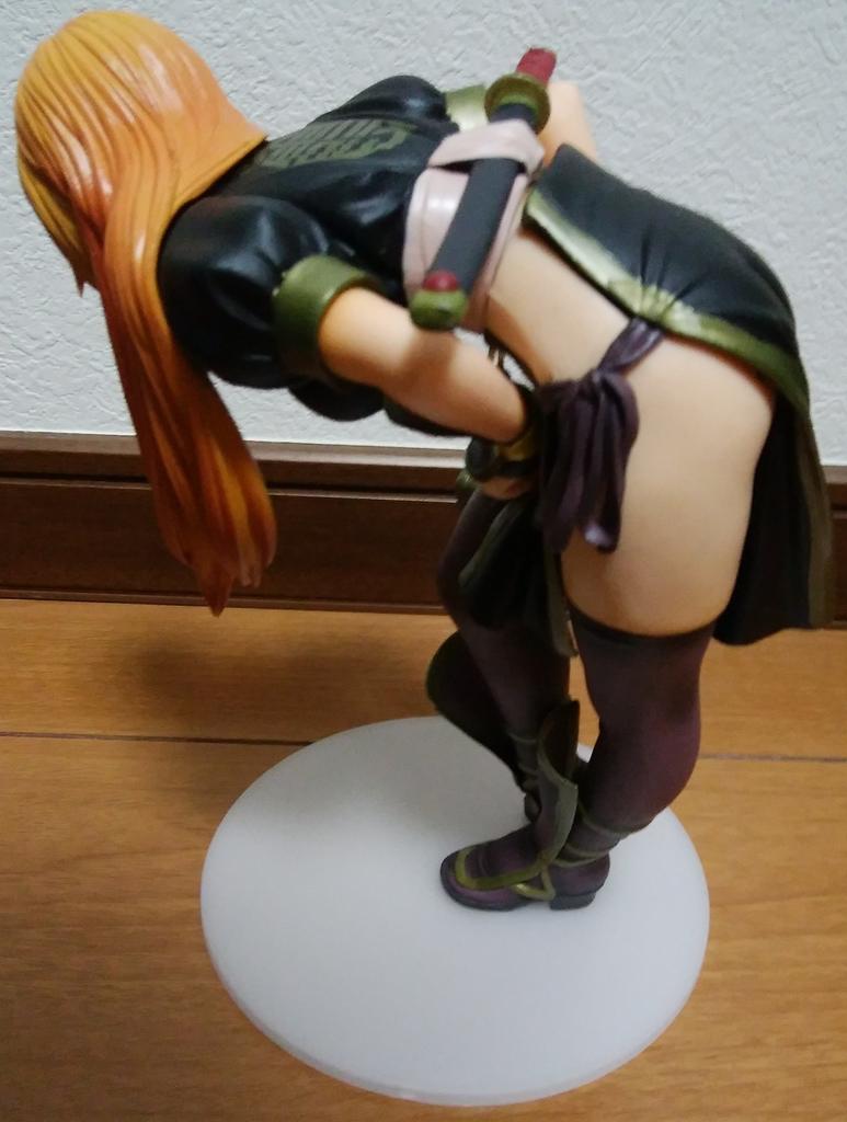 DEAD OR ALIVE Касуми C2 черная шкала ПВХ раскрашенная готовая версия. (1/6 продукта)