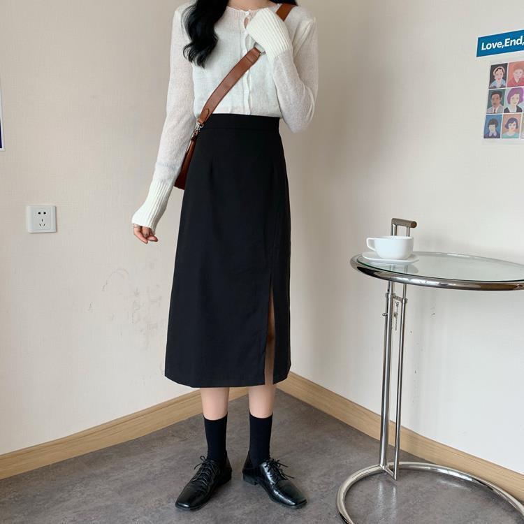 Women's Black High-Waist Midi Skirt with Side Slit, Plus Size, A-Line Design for Autumn/Summer 2024