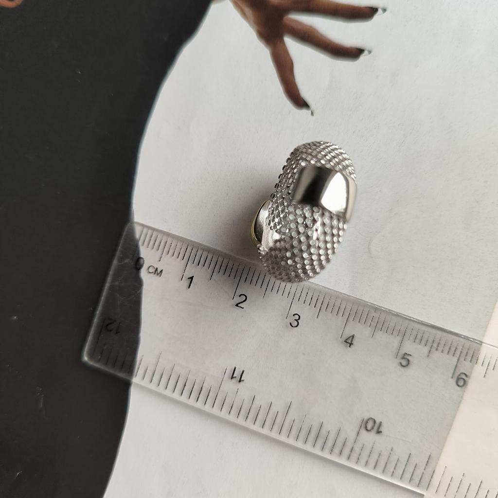 Серебряное кольцо с без камней, вес изделия 4,54 гр (2184058)