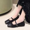 Fashion Women's Fashion Flat Shoes Square Head Shallow Mouth Splicing Suede Rivet Soft Sole Anti-slip Wear-resistant Single Shoes