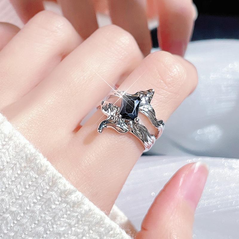 Нишевый Дизайнерский Смысл Темная Серия Открытое Кольцо Холодный Ветер Мода Индивидуальность Кольцо с Высоким Чувством Женщина