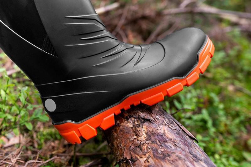 PRO S4 SRC WORK BOOTS, SIZE 42 - T N82-900-42