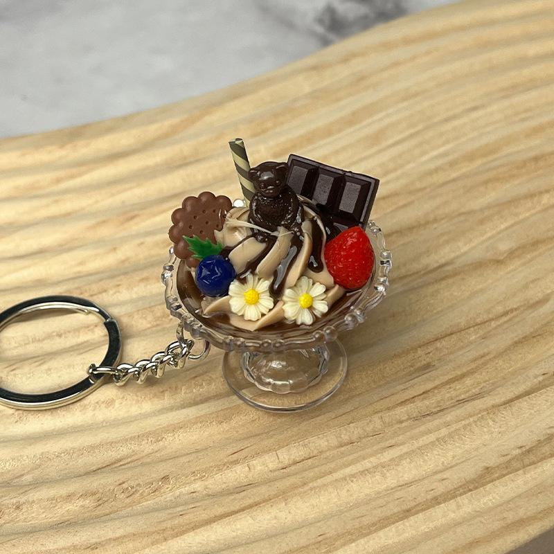 Брелок в виде мороженого, креативные брелки в виде еды для женщин, симпатичные подвески в виде чашки для десерта с мороженым, брелок в виде подарка
