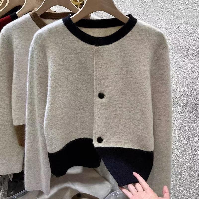 Design Spring and Autumn Sense Niche Contrasting Colors Warm Sweater Cardigan Autumn and Winter Clothing New Crew Neck Lazy Knitted Jacket Top