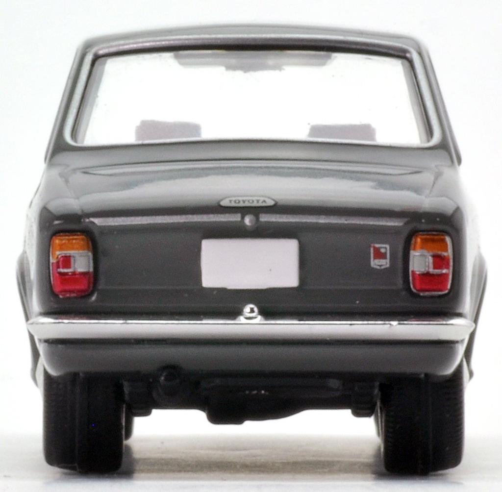 Tomica Limited Vintage Corolla 1200 Завершенный продукт 1/64 LV-161a (Серый)