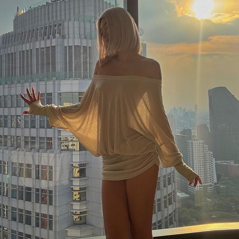 Women's Street Style Solid Color Off Shoulder Batwing Long Sleeve Comfy Loose Fit Ruched Bodycon Mini Dress