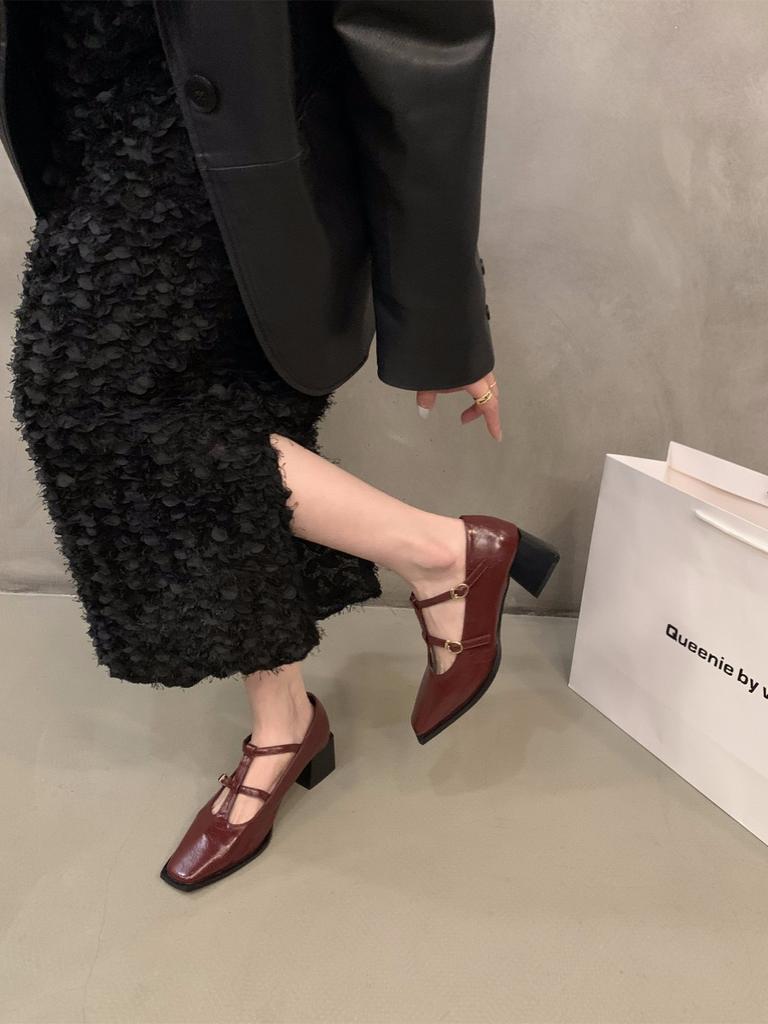 Высококлассные маленькие кожаные туфли на толстом каблуке, туфли-лодочки с открытым вырезом и квадратным носком, туфли на высоком каблуке, женские туфли Мэри Джейн на раннюю весну