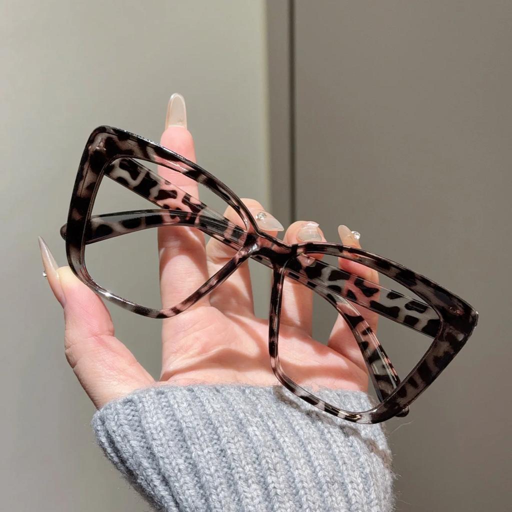 Fashiona Cat-Eye Glasses For Women Oversized Eyeglasses Casual Transparent Glasses Perfect For Daily Wear Everyday Eyewear
