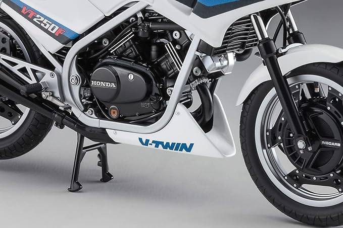 Hasegawa Серия Мотоциклы Honda VT250F Пластиковая Модель Сборная BK14 1/12 (MC08) (1984)