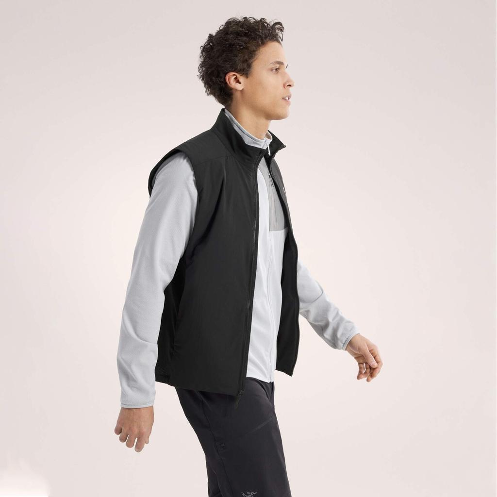 Куртка Arc'teryx Atom Vest черная жилетка из синтетического волокна