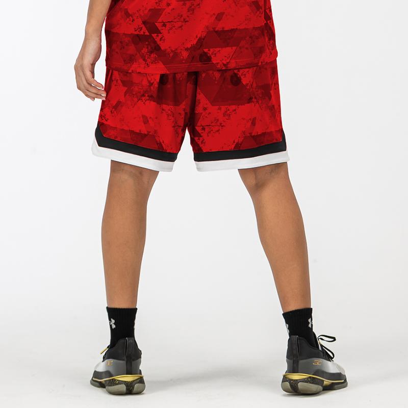 Under Armour Спортивные шорты унисекс красные средние 21500208-600