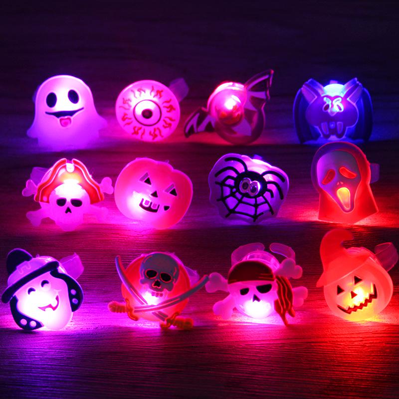 Halloween Light-Up Rings - Pumpkin, Skull, and Bat Designs for Parties