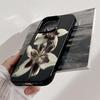 Ретро Чехол для телефона с узором Лилии Для iPhone 17 Air 16 15 14 13 12 11 Pro Max 16E X XR XS Max 7 8 Plus Ударопрочный Мягкий Чехол