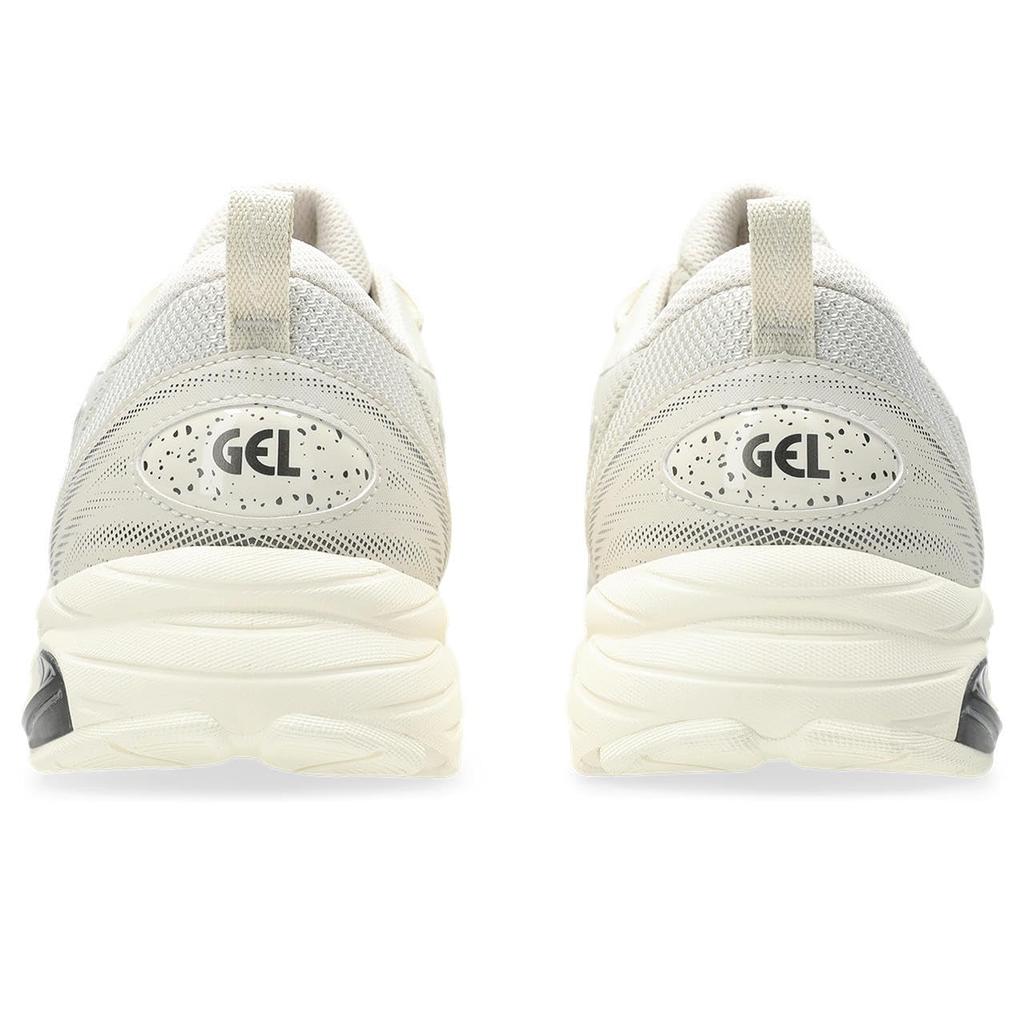 Кроссовки KEI 1203A601 унисекс 250 см 2E [Asics] GEL-QUANTUM (Овсянка/Пушечный металл) 26,0