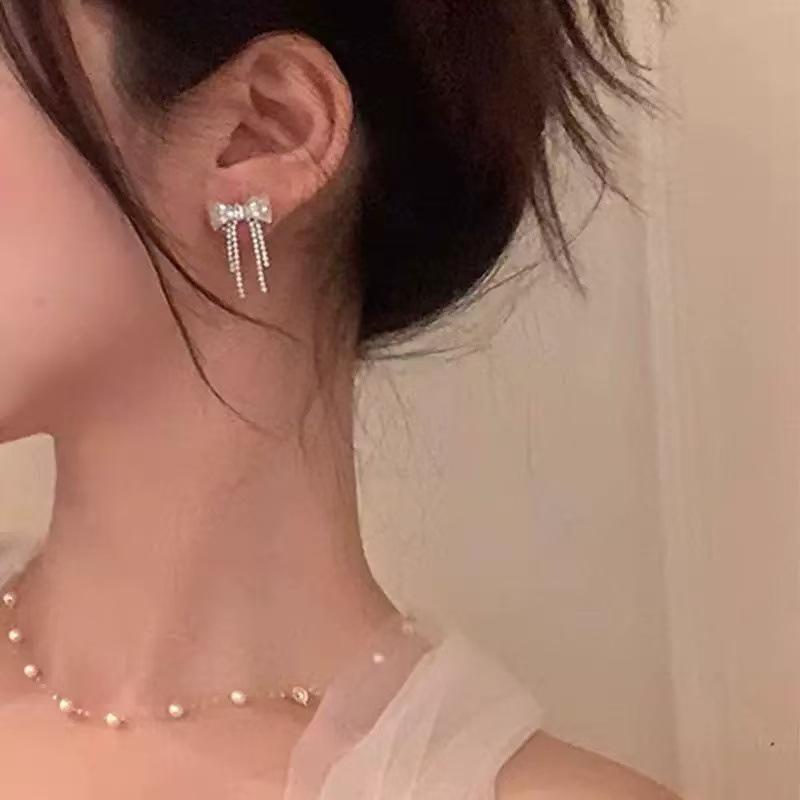 Изысканные медные серьги-кисточки с цирконами и бантом - Роскошный стиль, универсальный и высококлассный дизайн для женщин