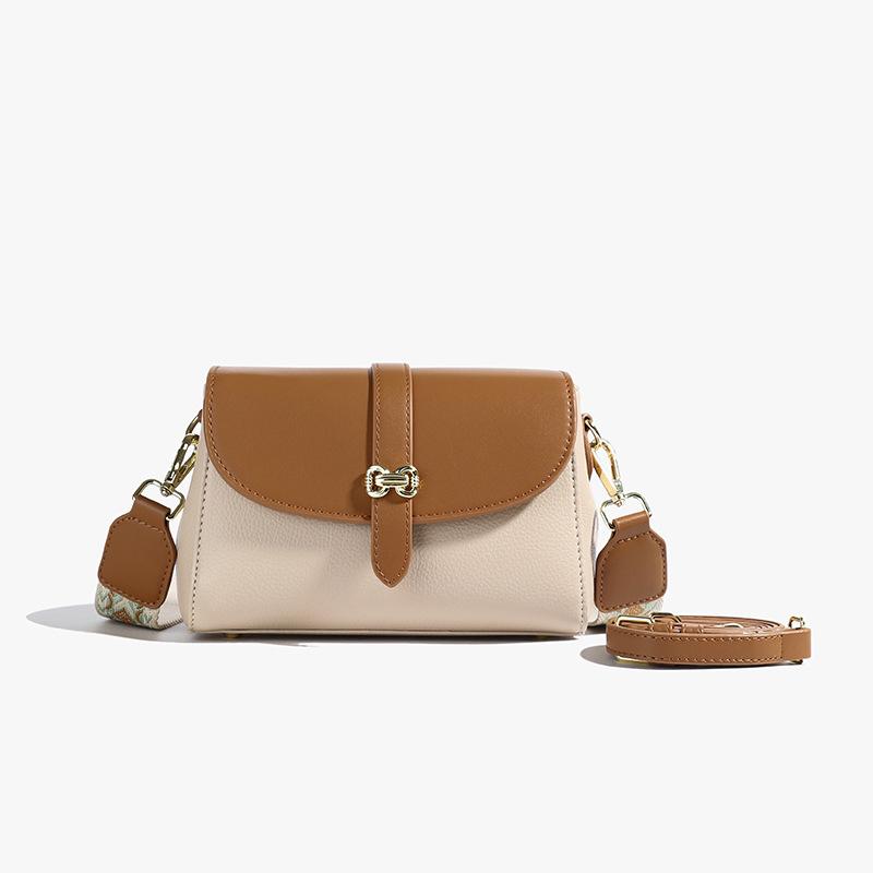 Сумка женская новая модная тенденция взрыв ретро широкий плечевой ремень сумка через плечо пригородная простая маленькая квадратная сумка