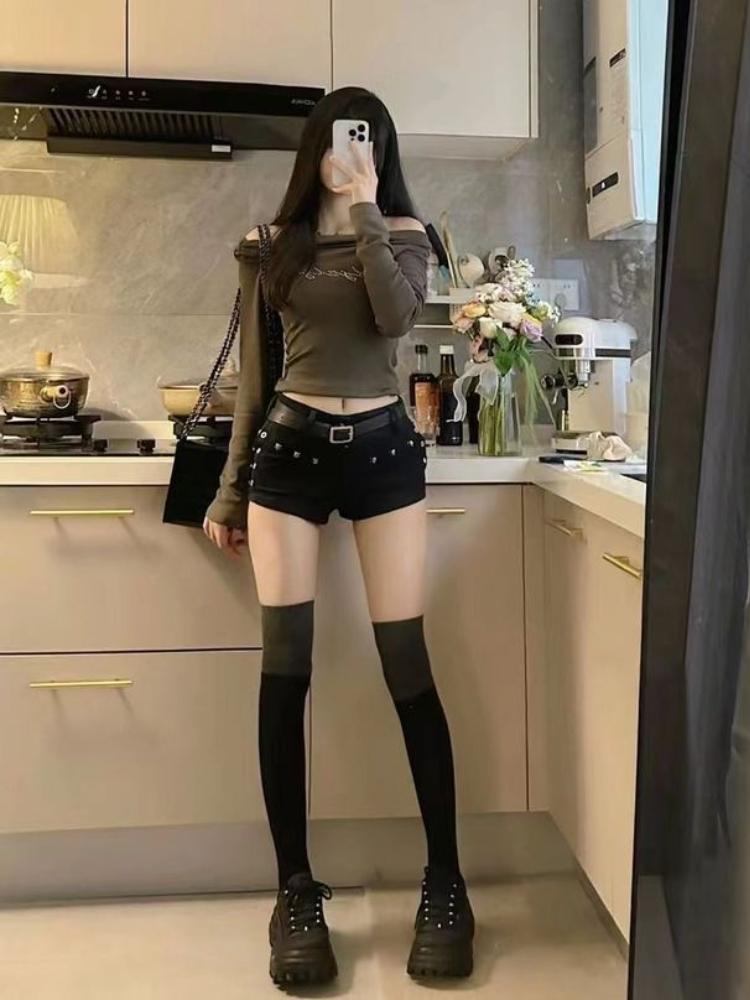 Hot Girl Y2k Узкие винтажные джинсовые шорты Женские сексуальные уличные ретро брюки с низкой посадкой Модные джинсы с заклепками в стиле гранж Летние брюки