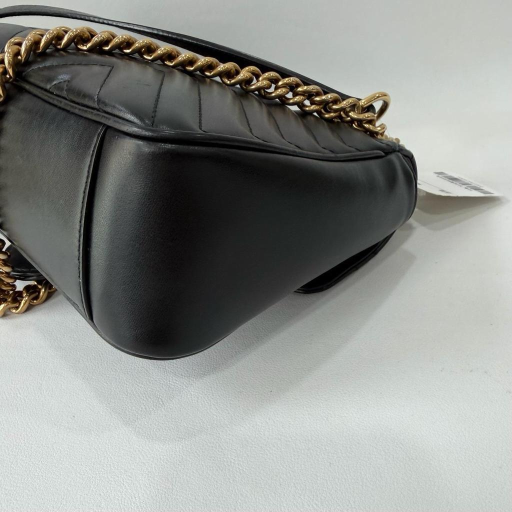 [Pre-Owned] Gucci GG Marmont Small Matelassé Shoulder Bag 'Black' - Very Good #HBU3WX