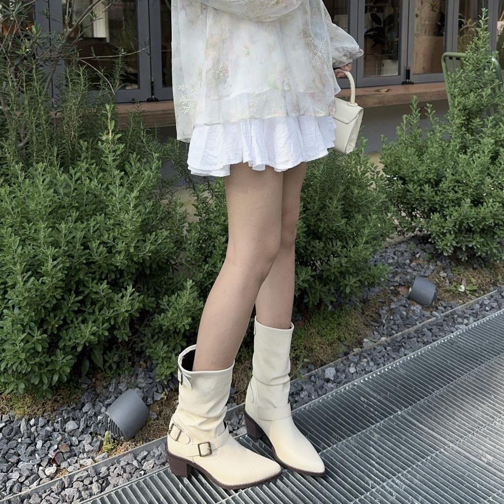 Cowhide Version Pointed Thick Heel White Short Boots Women's 2025 New British Style Belt Buckle Martin Boots Medium Tube Stacking Boots