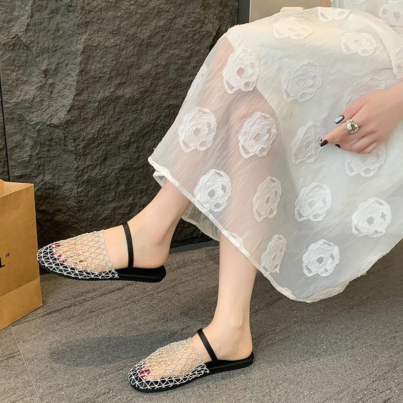 Модные женские тапочки на плоской подошве с круглым носком, сетчатым верхом и закрытым носком, женские мюли, женская уличная дышащая обувь для платья, Zapatillas De Mujer