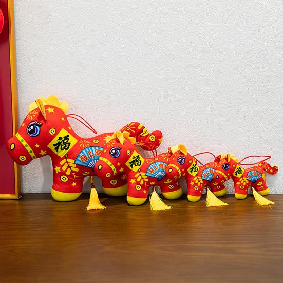 Плюшевая игрушка Лошадь Реалистичная мягкая кукла Национальный стиль Подвеска для сумки Мягкая лошадь Мягкое животное Брелок Год Лошади Украшение