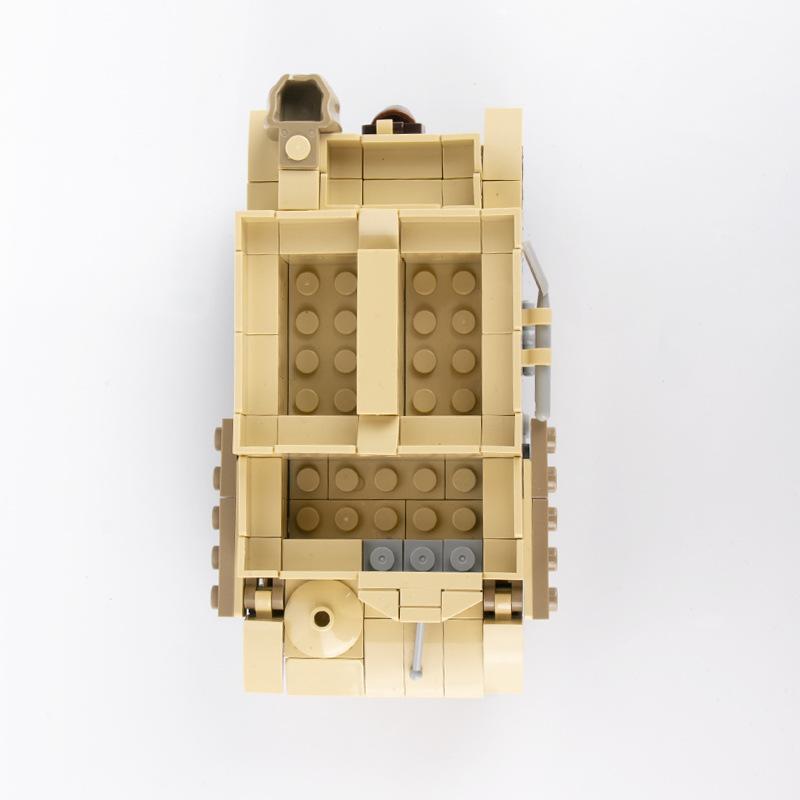 Military Scene British Cloth Wheel Armored Vehicle Tank Model Miniature Scene Accessories Small Particles Building Block