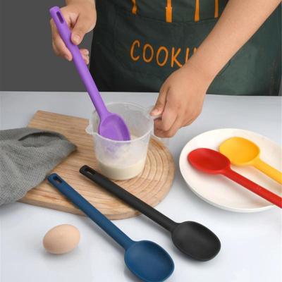Силиконовый мир Силиконовая ложка для смешивания суповых ложек Кухонная утварь Кухонная утварь Инструмент для размешивания и сервировки