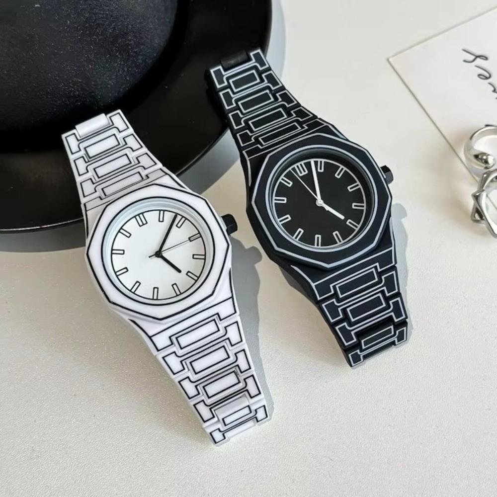 Silicone Strap Men's and Women's Quartz Watch Casual Wristwatch Fashion Sports Watch Unisex