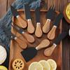 Набор ножей для сыра с ручками из акации, с черными лезвиями из нержавеющей стали, в картонной упаковке