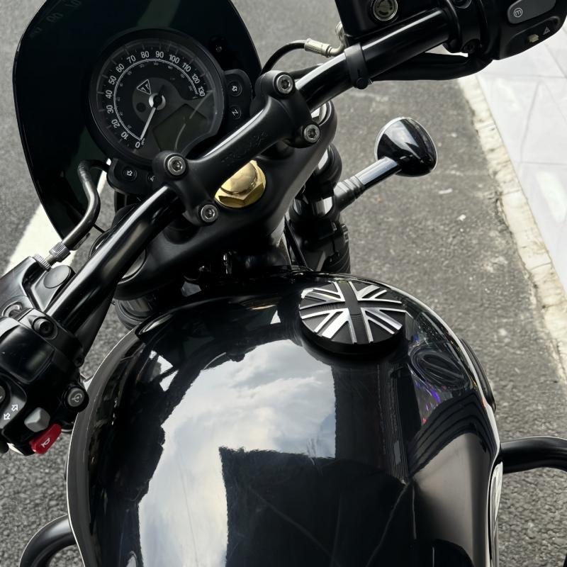For Triumph Bonneville Bobber T120 T100 Street twin Scrambler Thruxton 900 Motorcycle Petrol Fuel Gas Tank Cap Retro Oil Cover