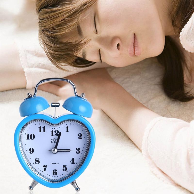 62KD Heart Alarm Clock No Ticking Silent Night Light for Time Clocks for Kids Girls Bedroom Snooze Wake Up Clocks