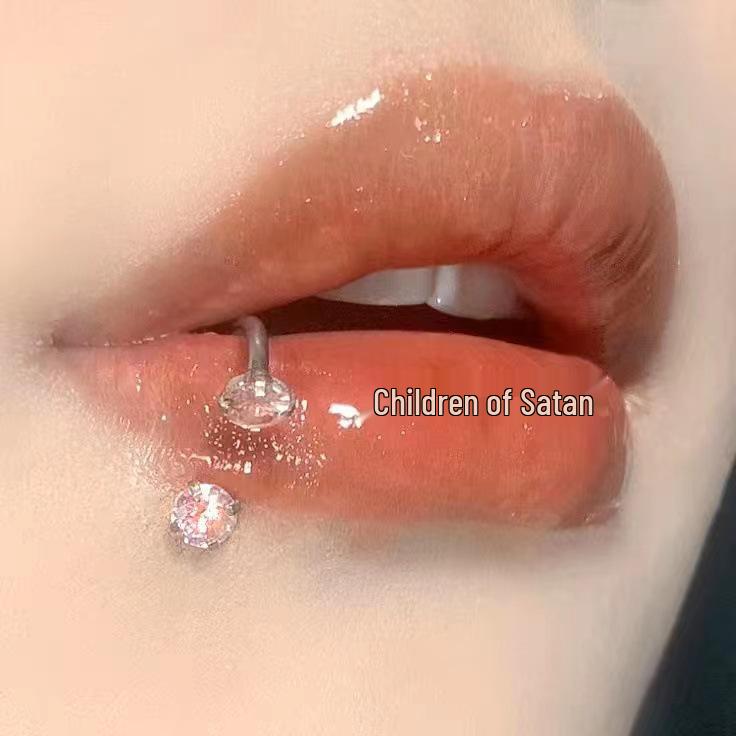 Zircon Diamond Horseshoe Lip Stud: No Man's Land Edition for Cartilage and Lip Piercings.