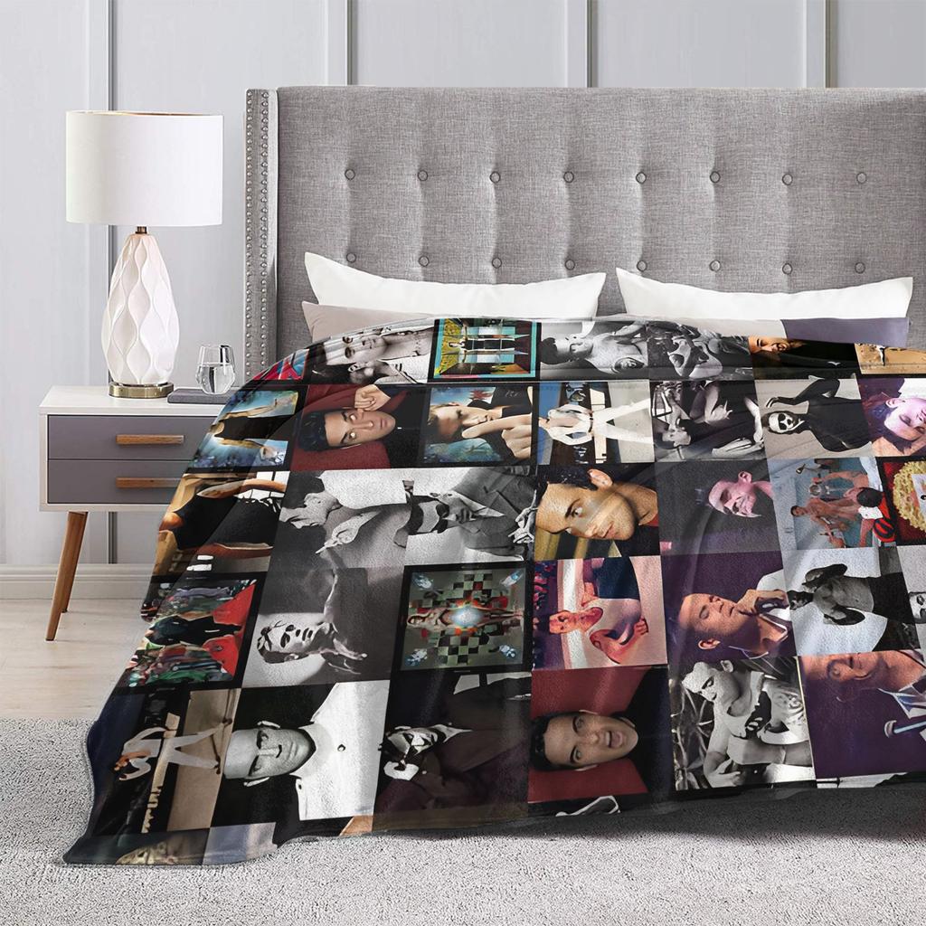 Robbie Williams Tour Flannel Blankets Soft Durable Throw Blanket for Bedroom Airplane Travel Aesthetic Bedspread Sofa Bed Cover