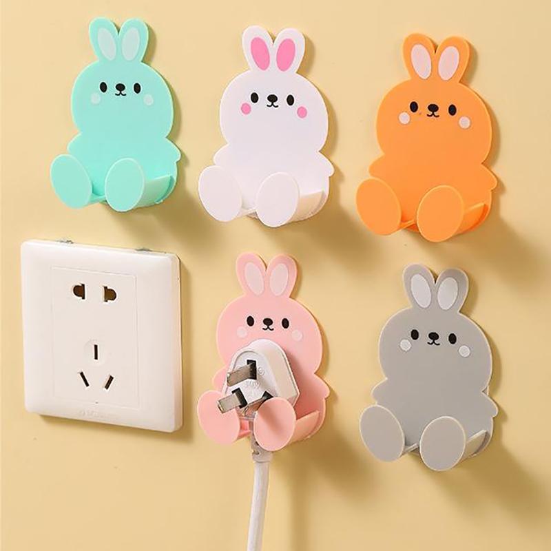 Cute Rabbit Plug Key Hook Kitchen Wall Hole Free Hook Soggiorno Phone Charging Rack Gancio Decorativo Multifunzionale