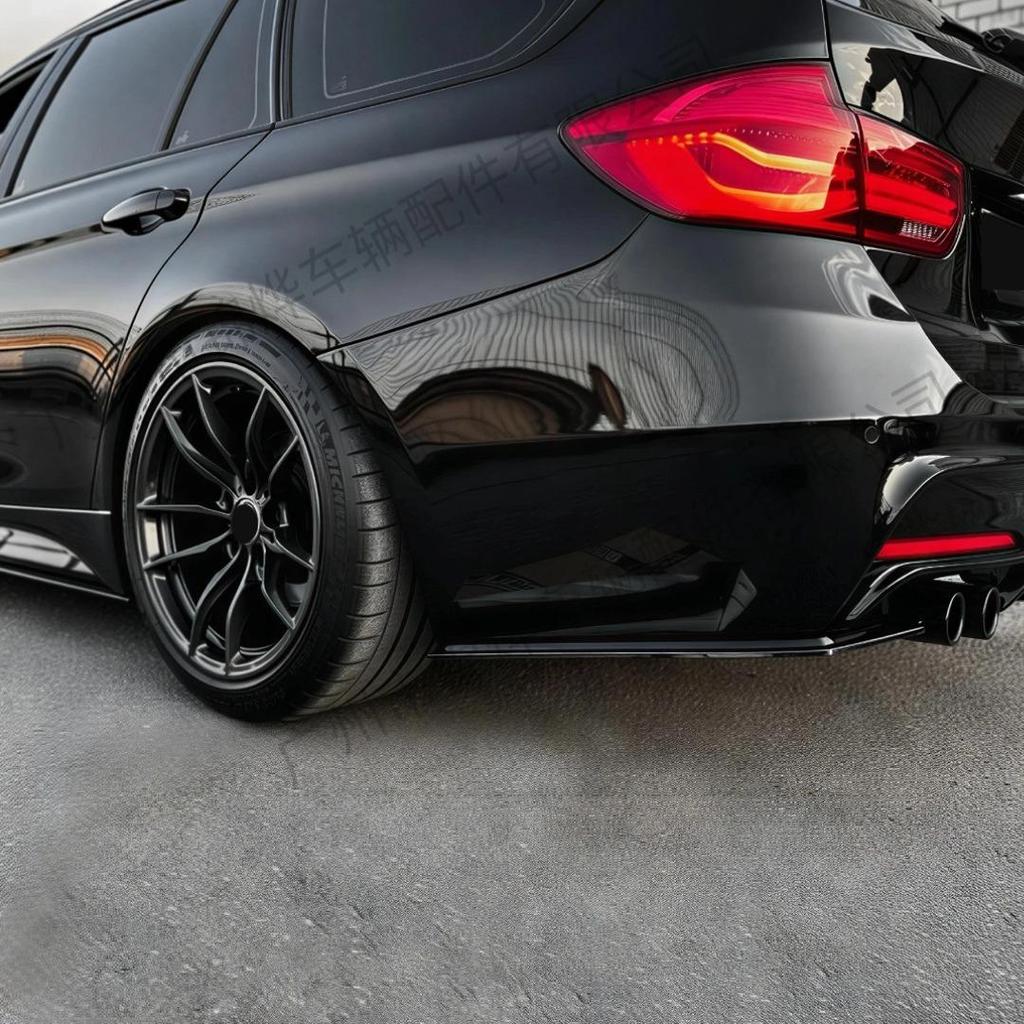 Накладки на задние боковые пороги для BMW 3 серии F30 F31 M Sport 2012-2019 годов выпуска.