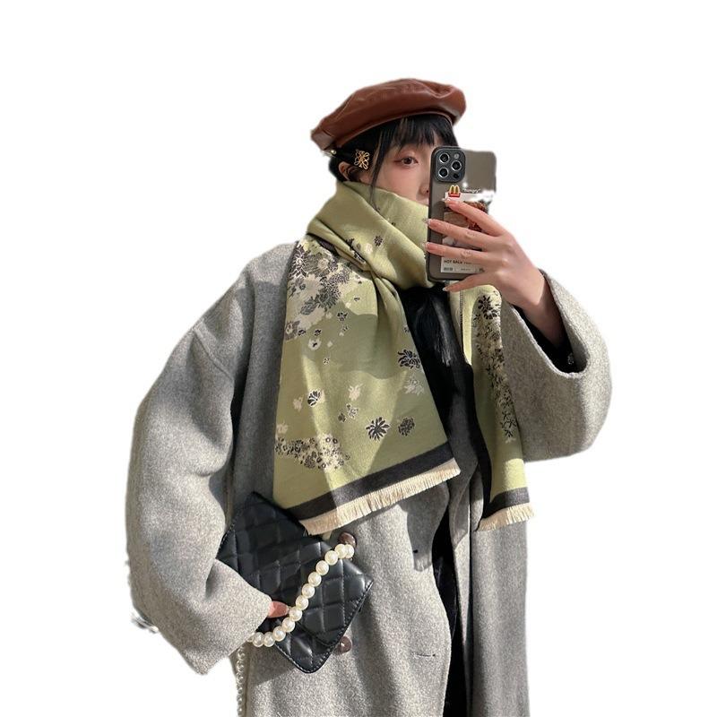 Green Small Fresh Warm Scarf, Lady Style Imitation Cashmere Double-sided Warm Student Scarf Air Conditioner Shawl