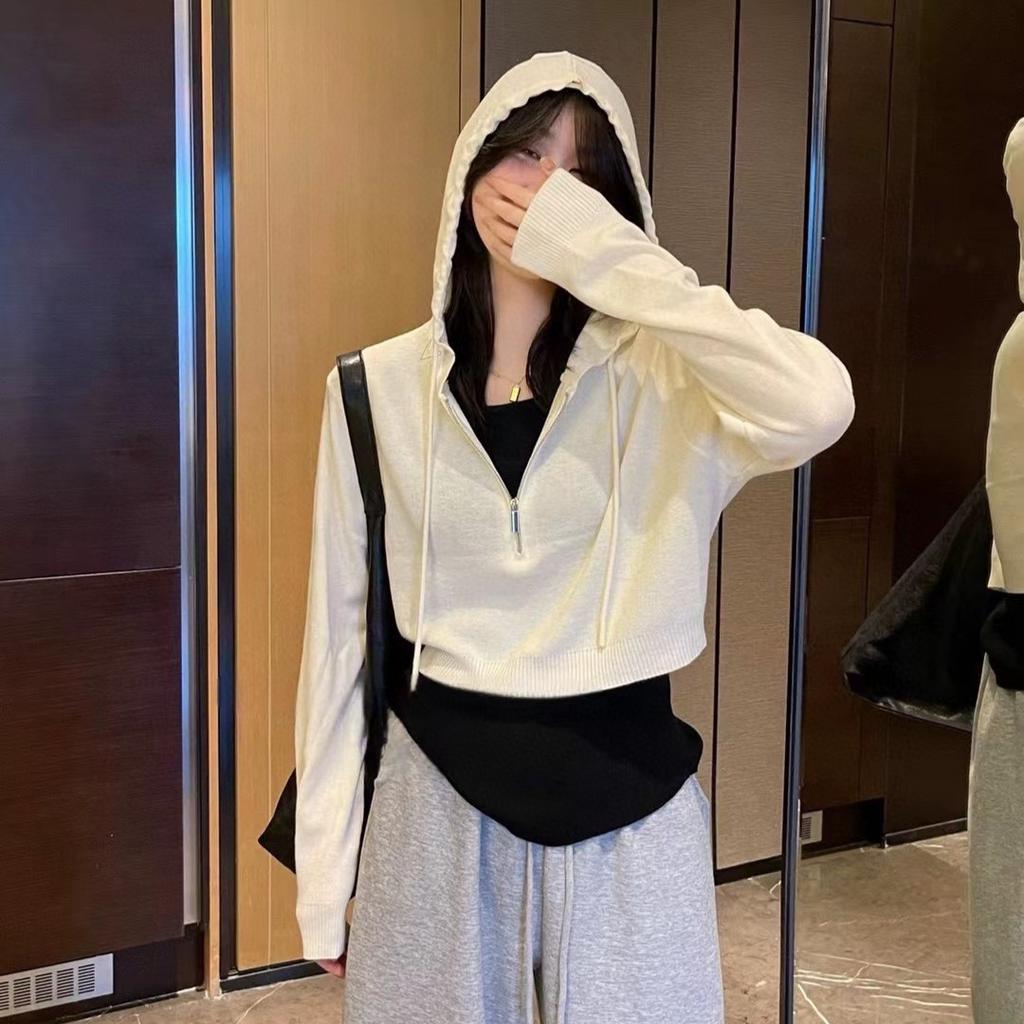 Women's Autumn and Winter Hooded Knit Long Sleeve Sweatshirt