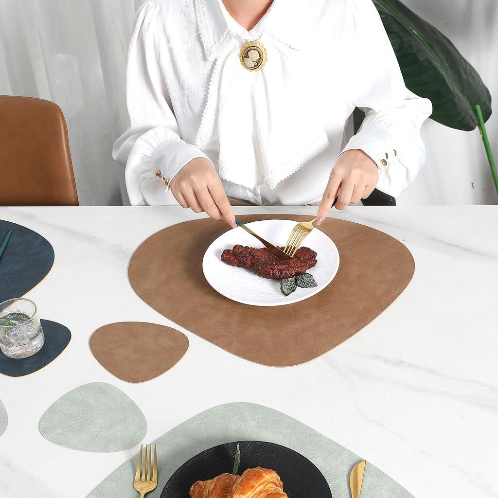 Cowhide pattern placemat, water drop-shaped double-sided table mat, anti-scalding and heat-insulating mat, coaster, Nordic ins style tableware mat