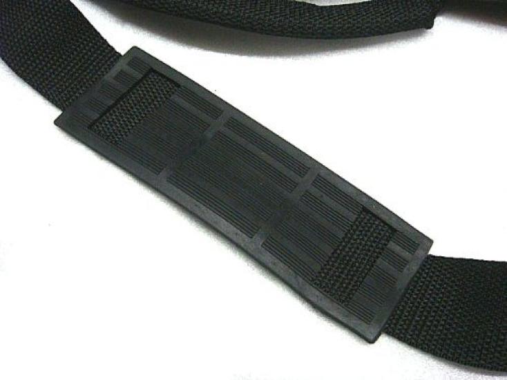 ARIA SC-30 Case for Classical and Folk-Size Guitars, Black