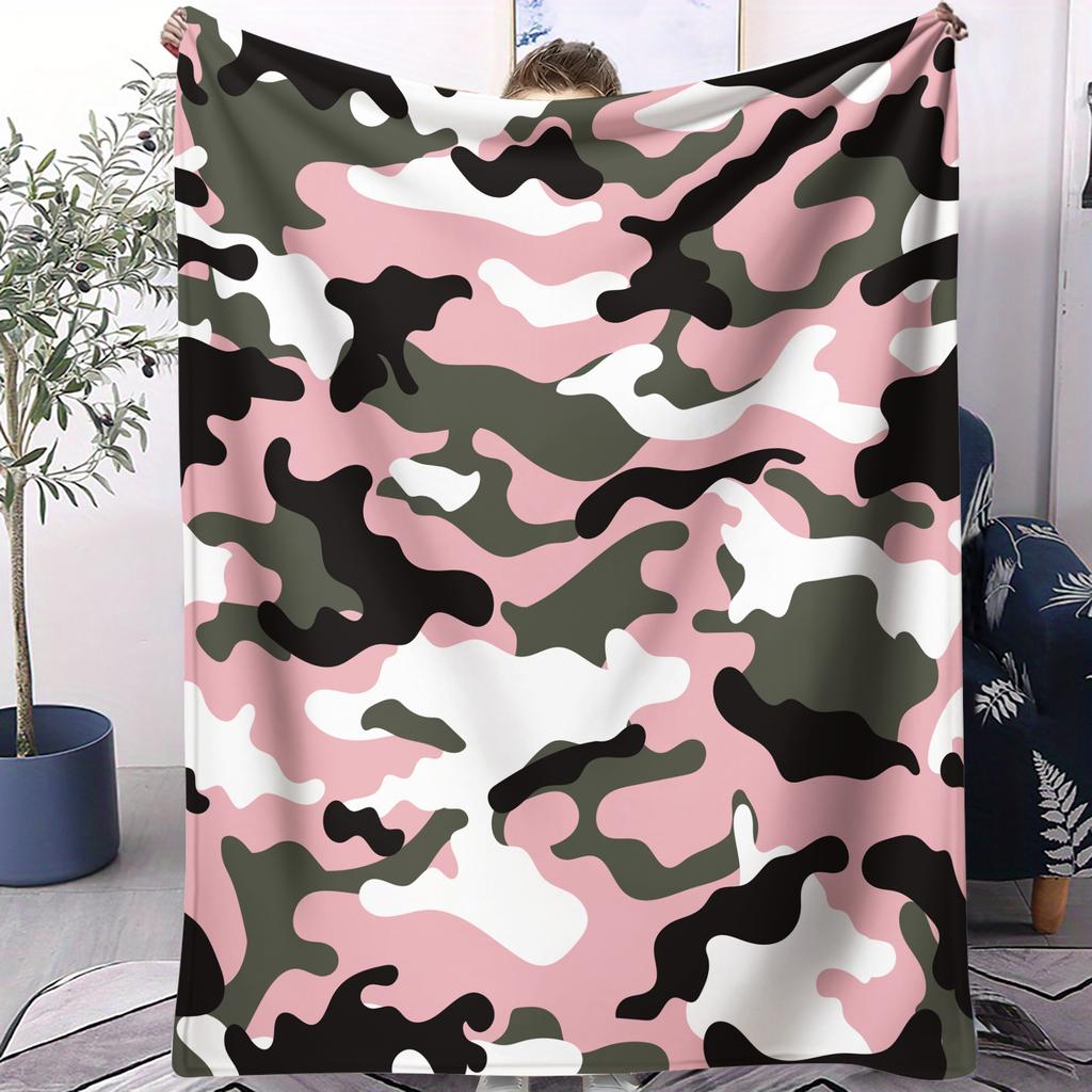 Leaf camouflage pattern Flannel printed blanket suitable for all seasons suitable for living room office sofa and travel