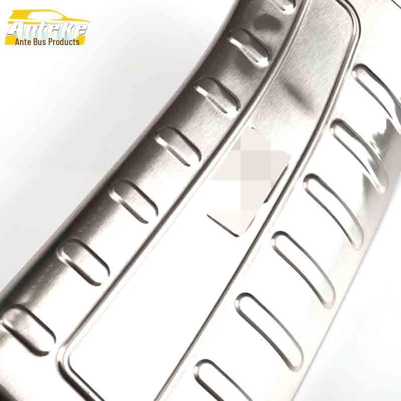 Luxgen U5 Stainless Steel Rear Bumper Trim & Trunk Protection Sticker