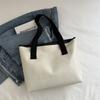 New Summer Large-capacity Commuting Niche Design Fashionable High-value Simple Single-shoulder Tote Bag